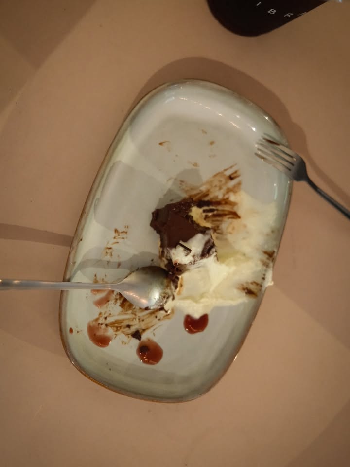 เฟริสท์ - ฉลองรัฐ นอบสำโรง