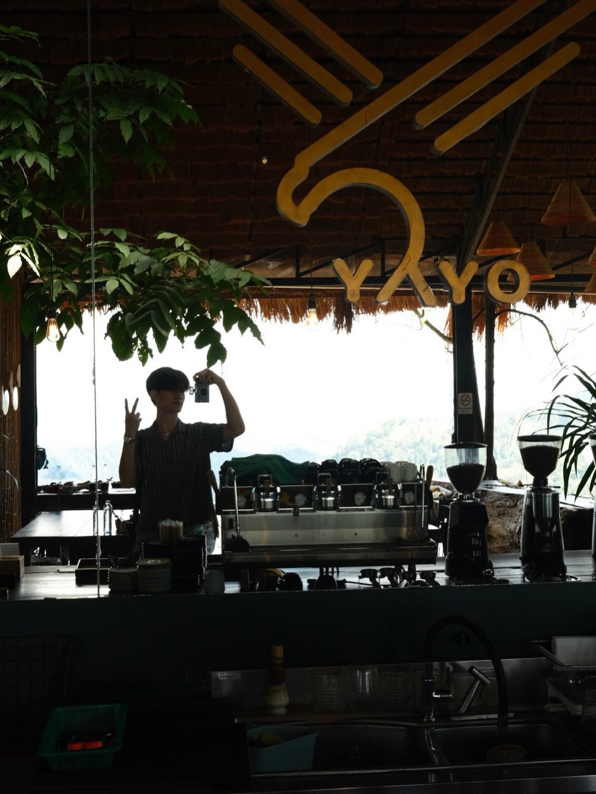 เฟริสท์ - ฉลองรัฐ นอบสำโรง