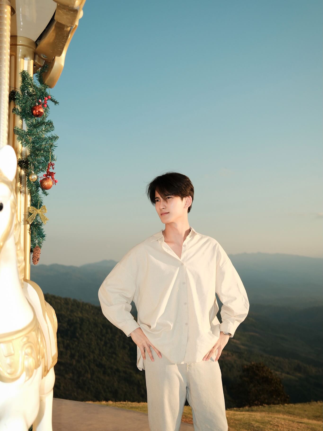 เฟริสท์ - ฉลองรัฐ นอบสำโรง