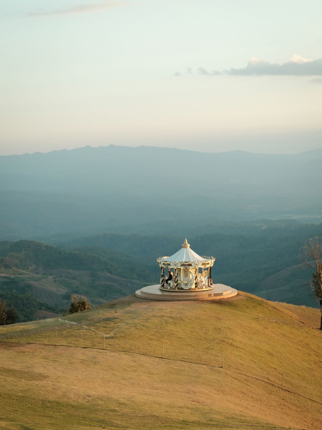 เฟริสท์ - ฉลองรัฐ นอบสำโรง