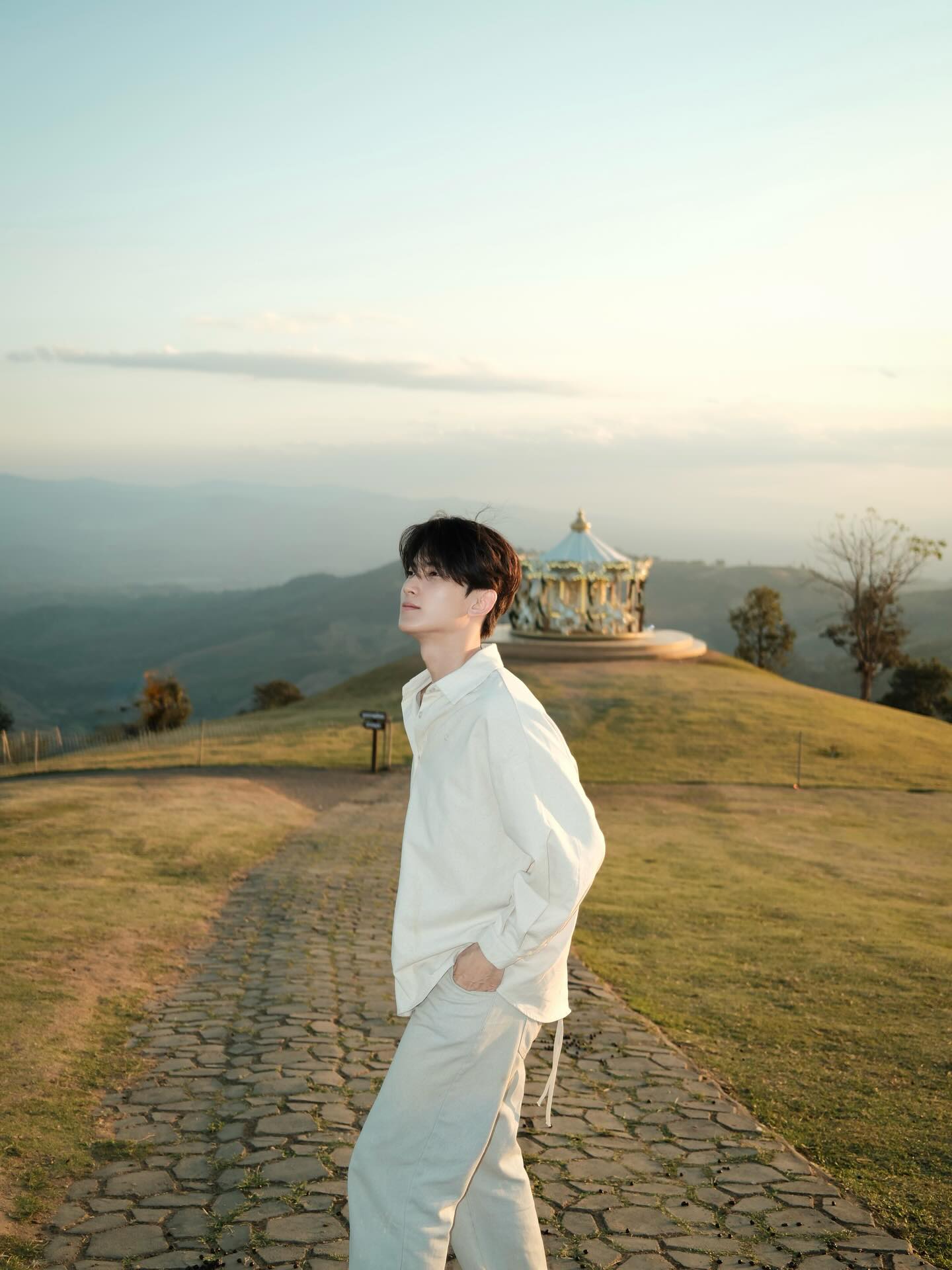 เฟริสท์ - ฉลองรัฐ นอบสำโรง