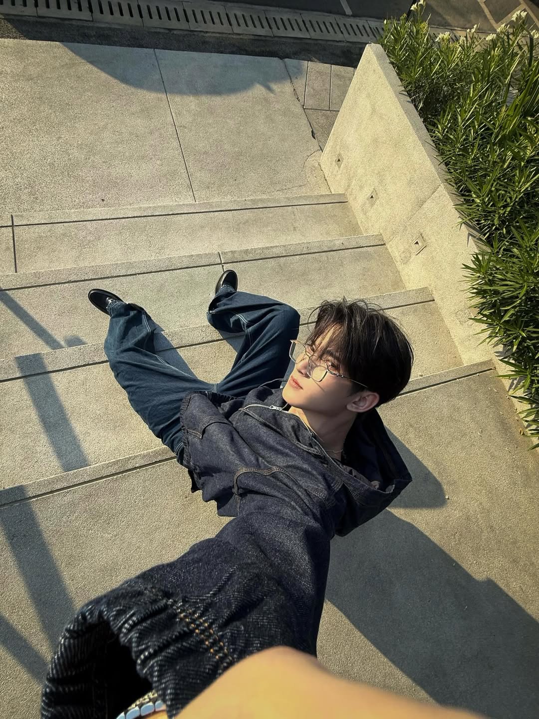 เฟริสท์ - ฉลองรัฐ นอบสำโรง