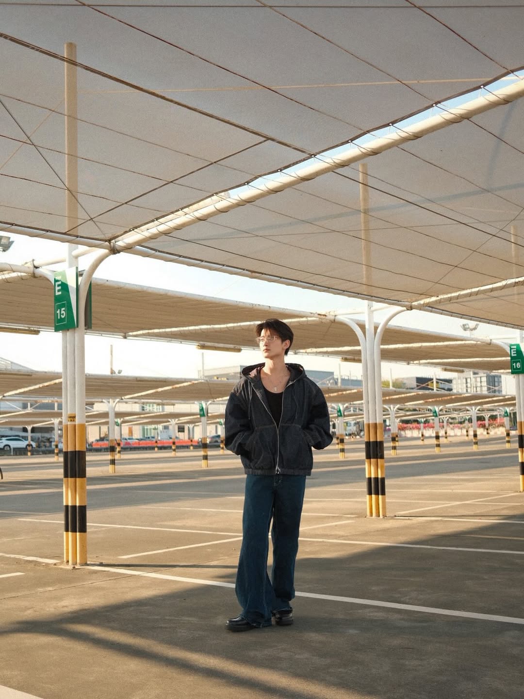 เฟริสท์ - ฉลองรัฐ นอบสำโรง