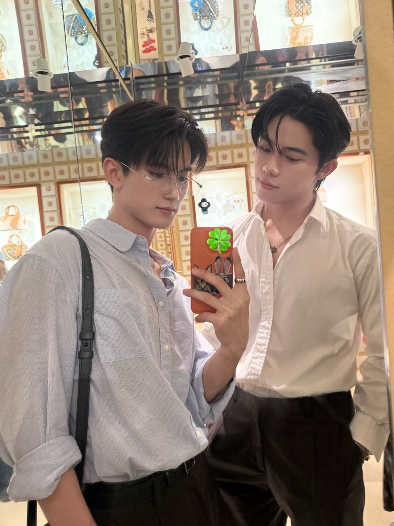 เฟริสท์ - ฉลองรัฐ นอบสำโรง