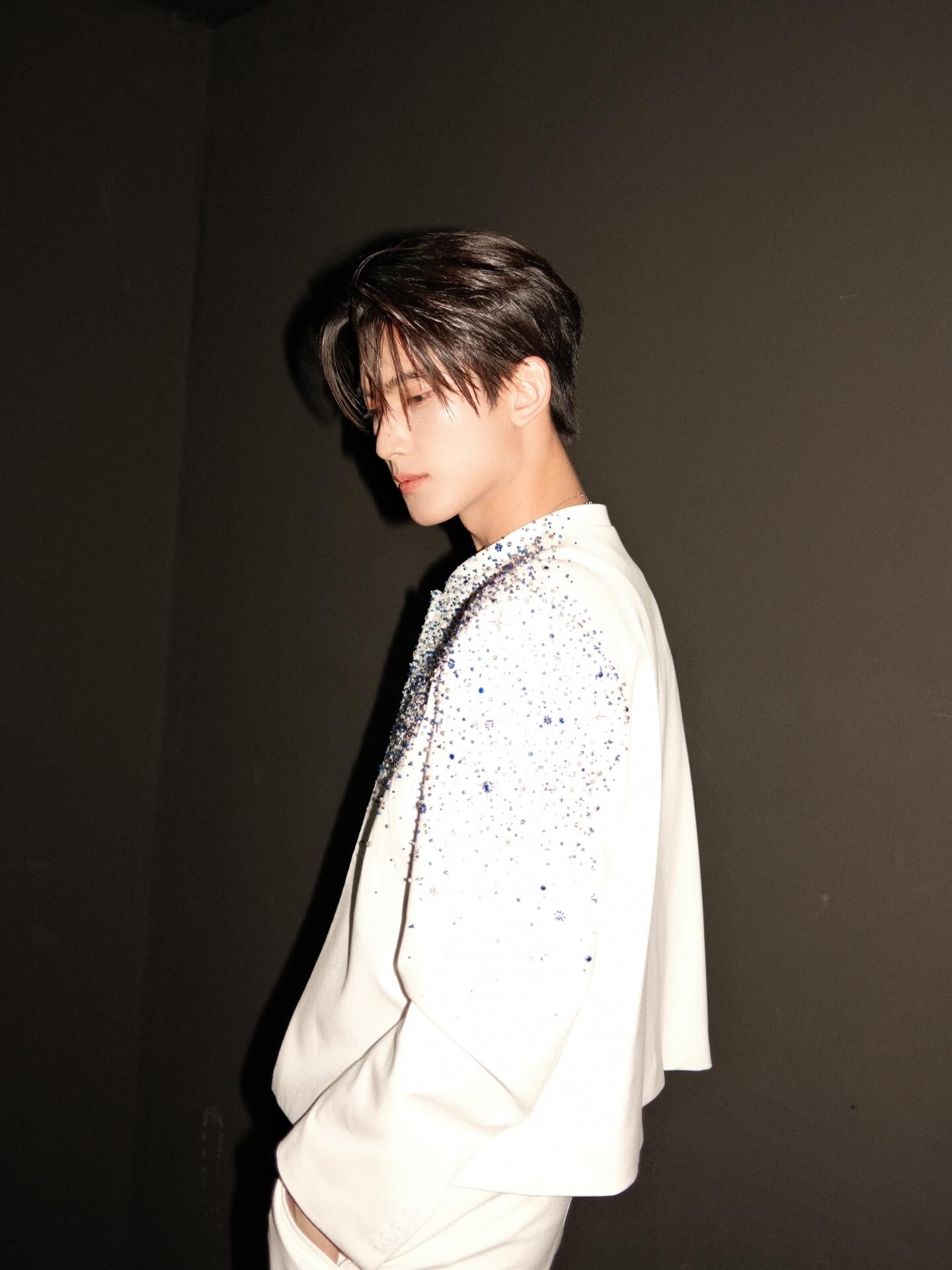 เฟริสท์ - ฉลองรัฐ นอบสำโรง