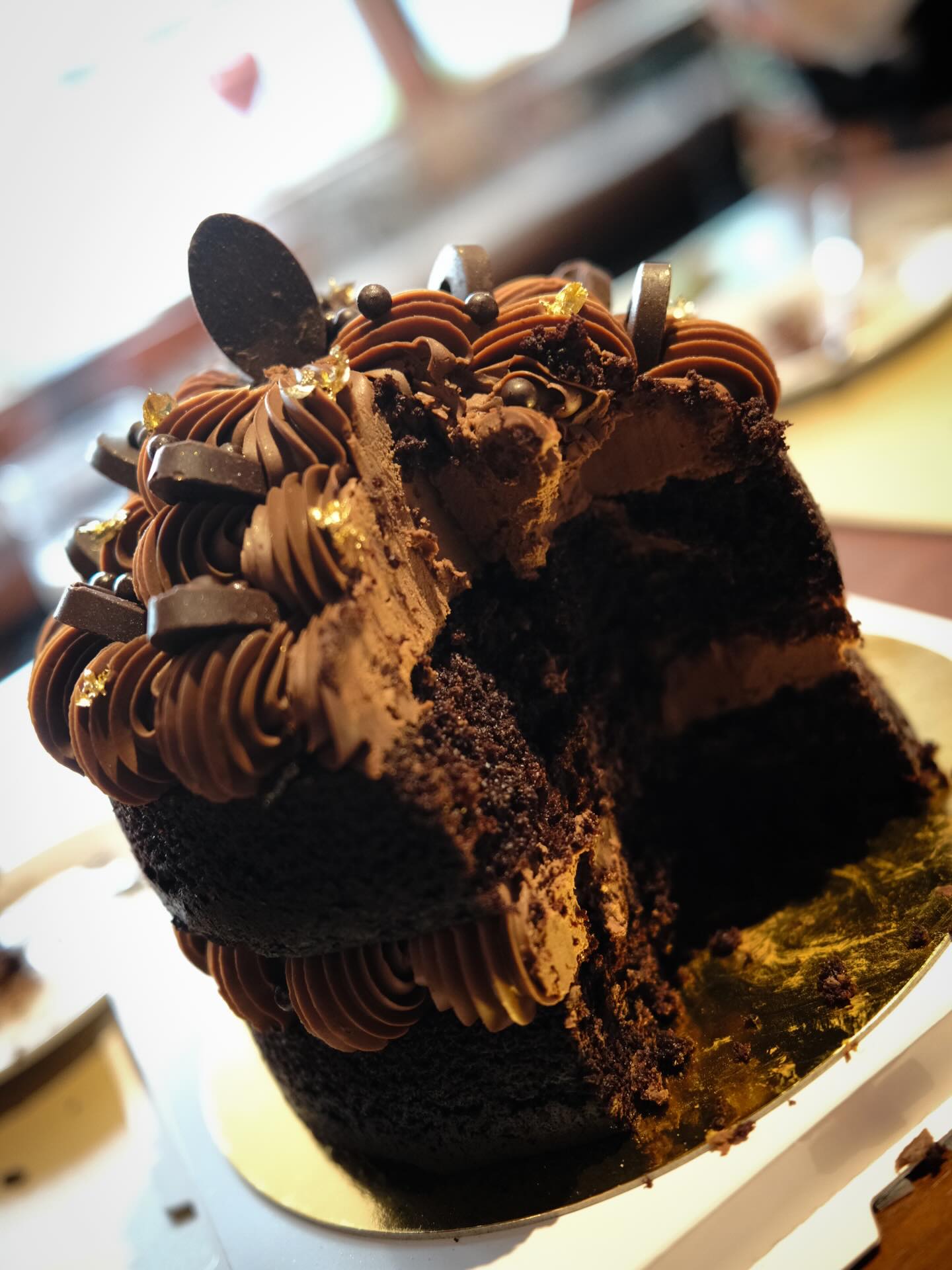 เฟริสท์ - ฉลองรัฐ นอบสำโรง