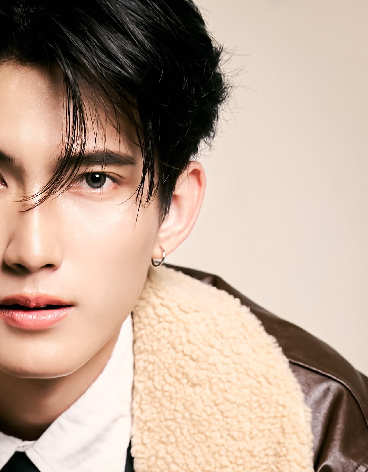 เฟริสท์ - ฉลองรัฐ นอบสำโรง