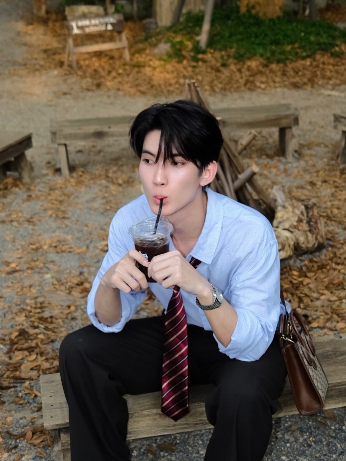 เฟริสท์ - ฉลองรัฐ นอบสำโรง