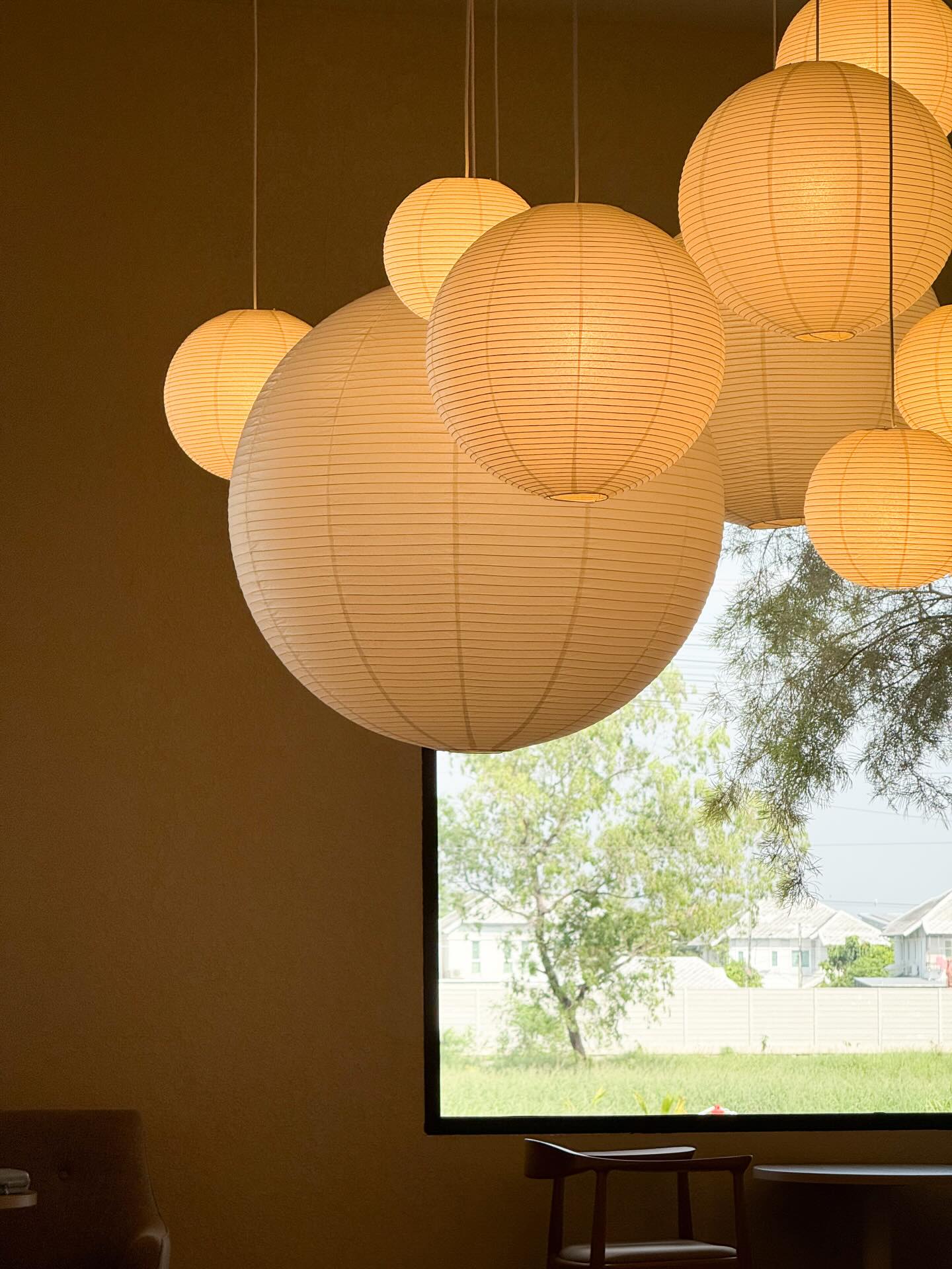 เฟริสท์ - ฉลองรัฐ นอบสำโรง