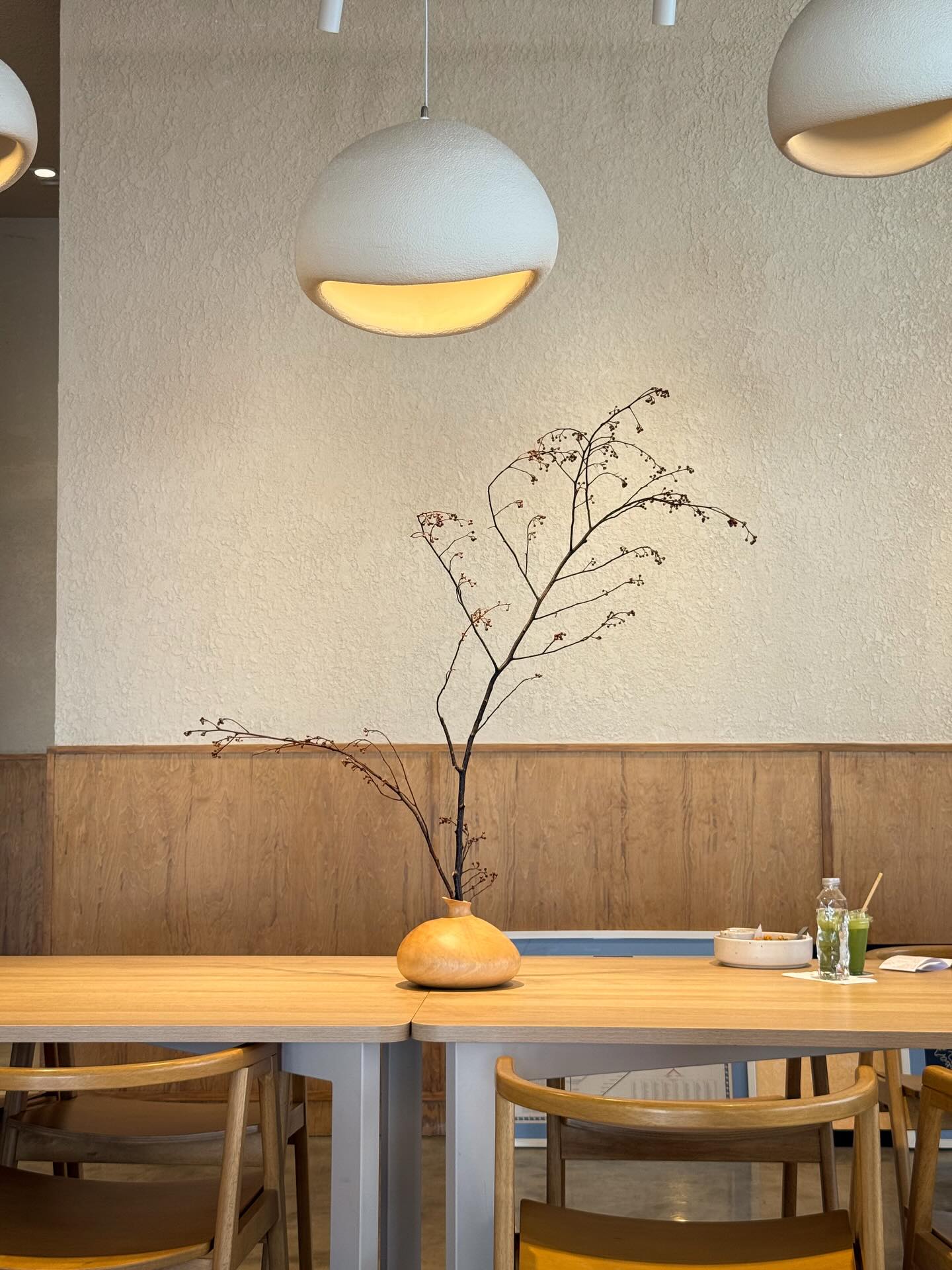 เฟริสท์ - ฉลองรัฐ นอบสำโรง