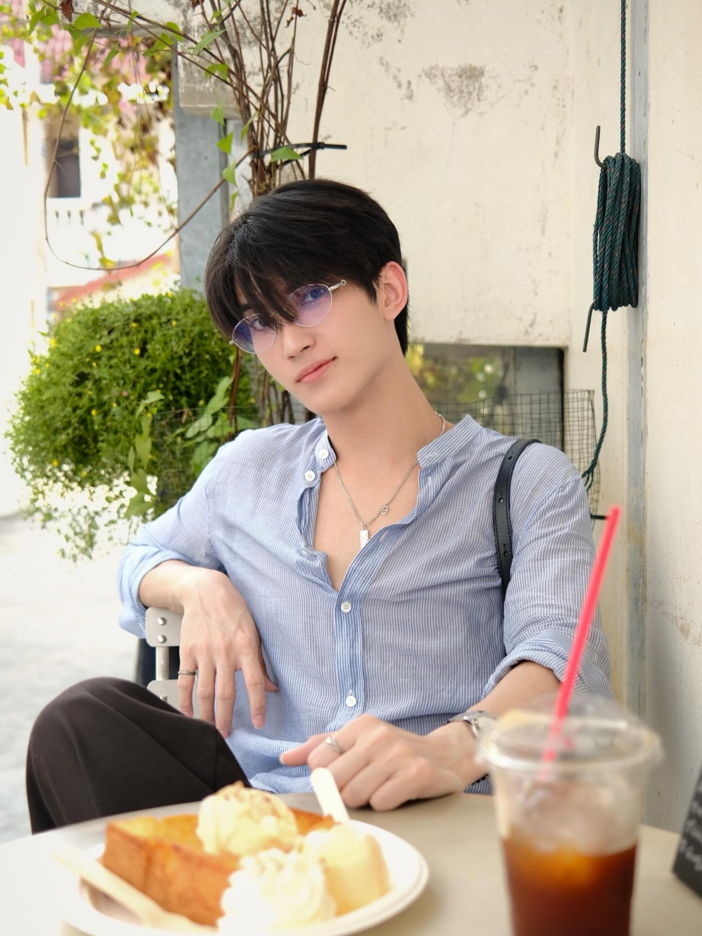 เฟริสท์ - ฉลองรัฐ นอบสำโรง