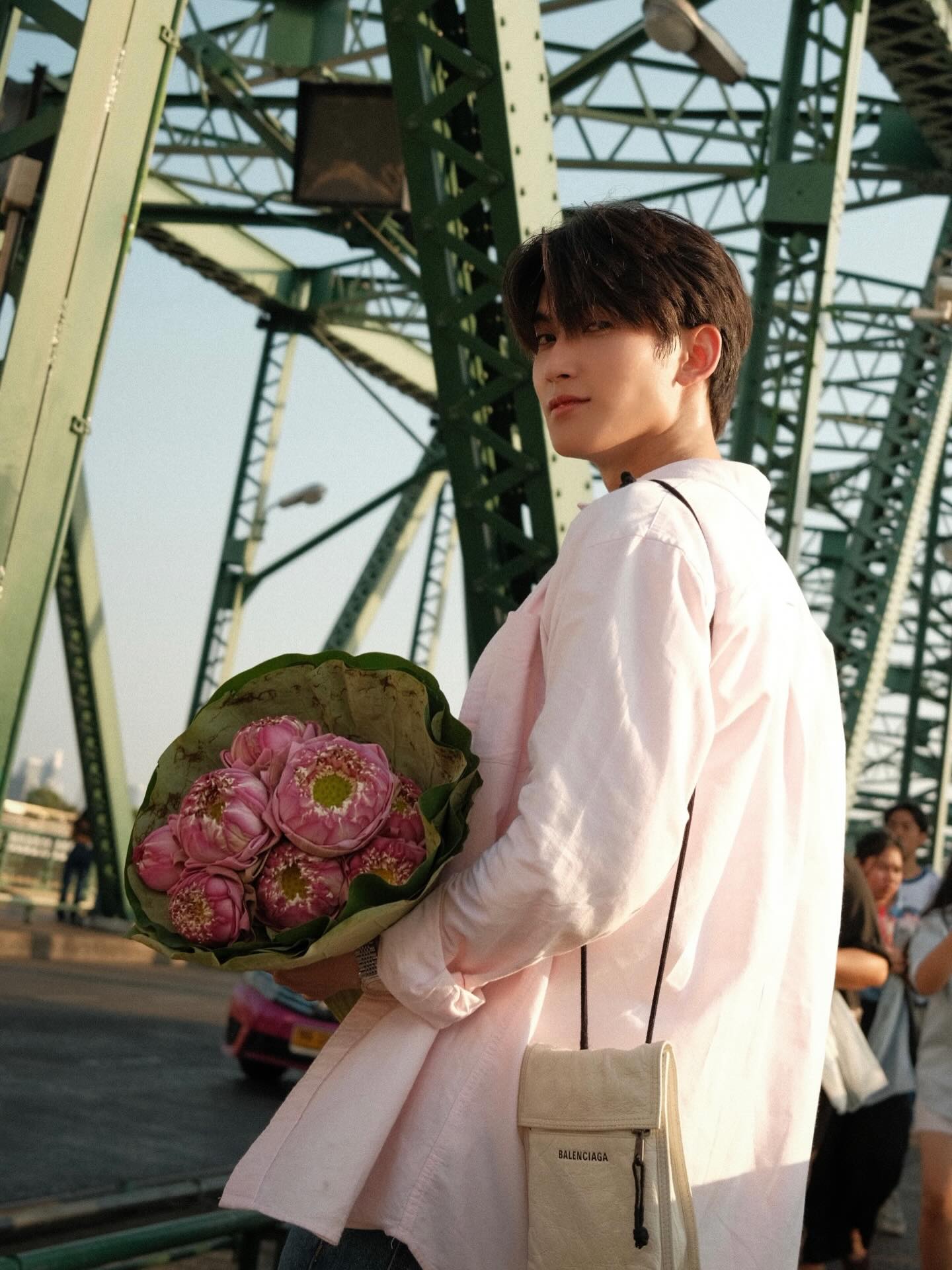 เฟริสท์ - ฉลองรัฐ นอบสำโรง