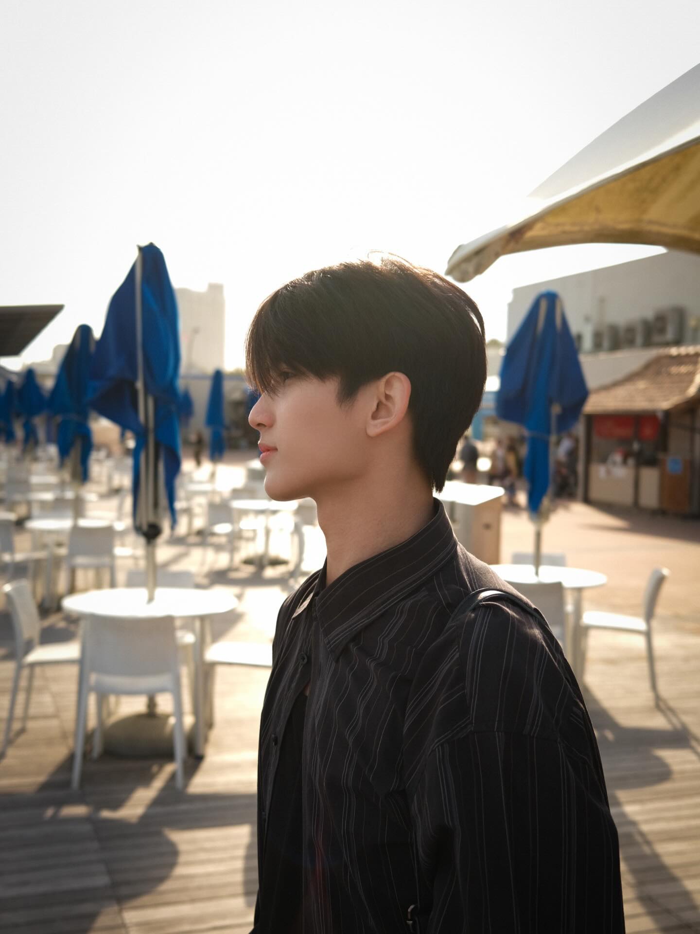 เฟริสท์ - ฉลองรัฐ นอบสำโรง