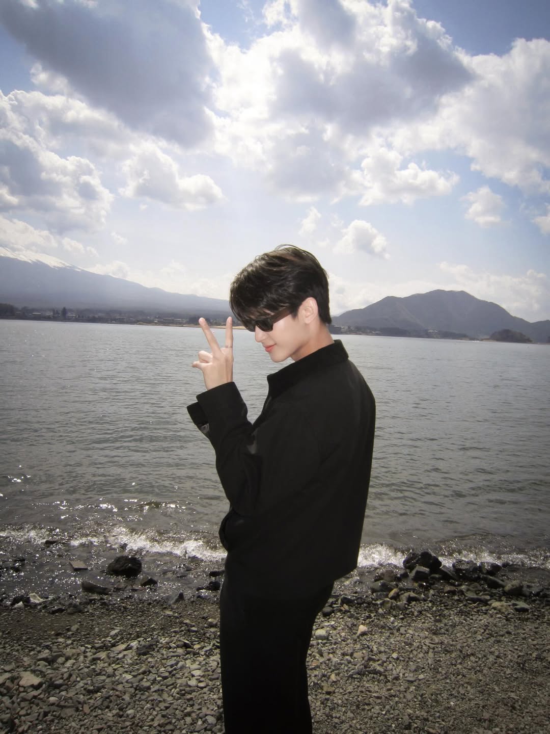 เฟริสท์ - ฉลองรัฐ นอบสำโรง