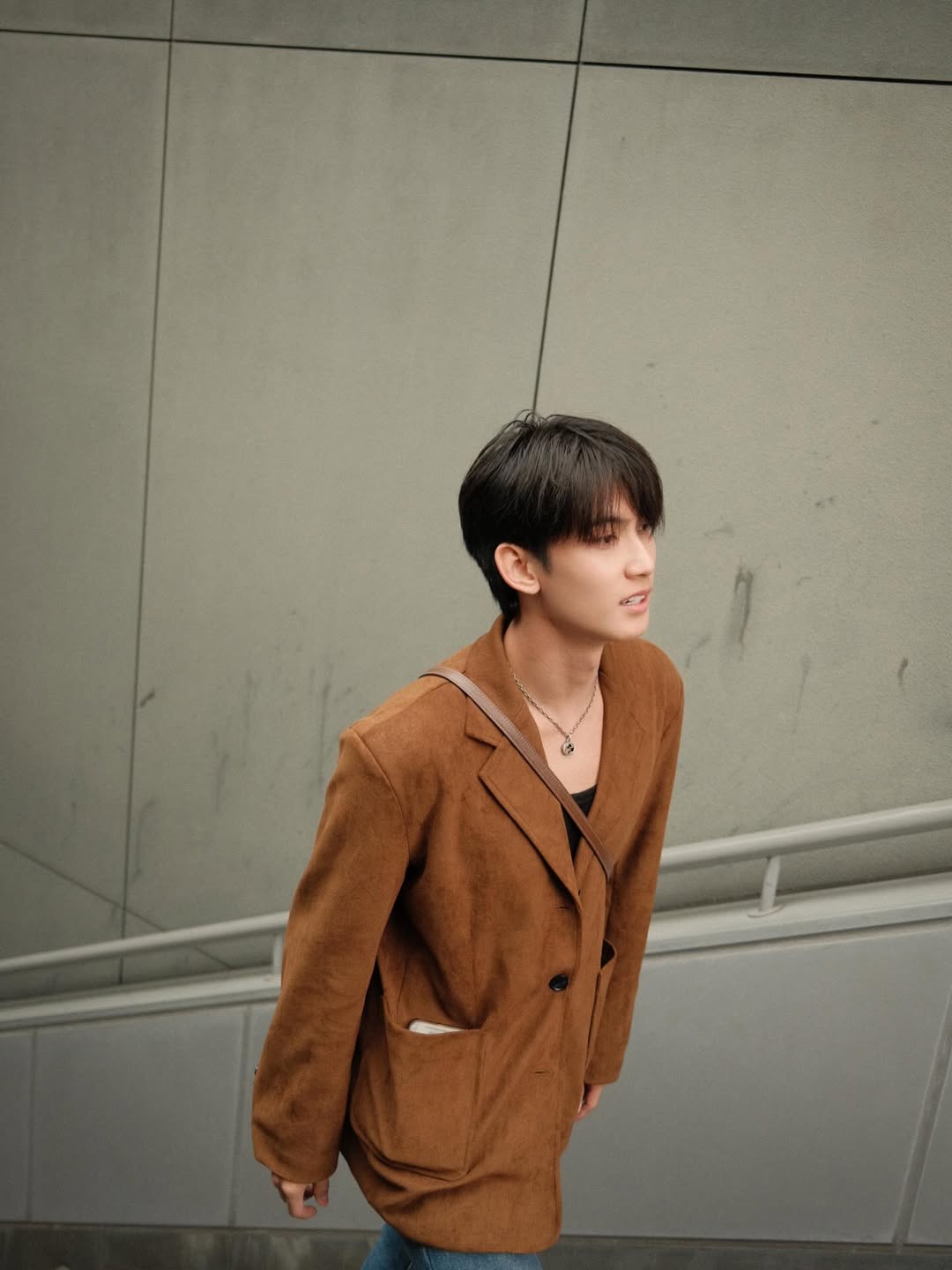 เฟริสท์ - ฉลองรัฐ นอบสำโรง