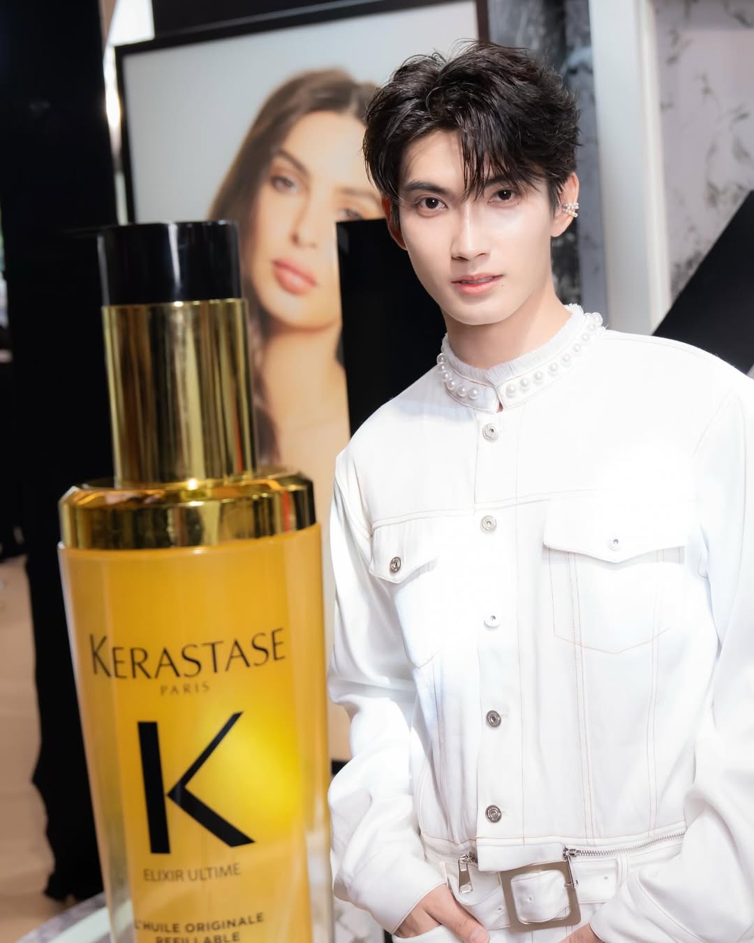 เฟริสท์ - ฉลองรัฐ นอบสำโรง