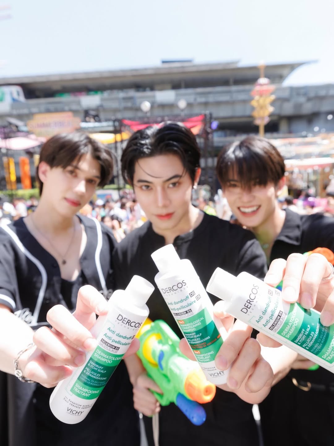 เฟริสท์ - ฉลองรัฐ นอบสำโรง