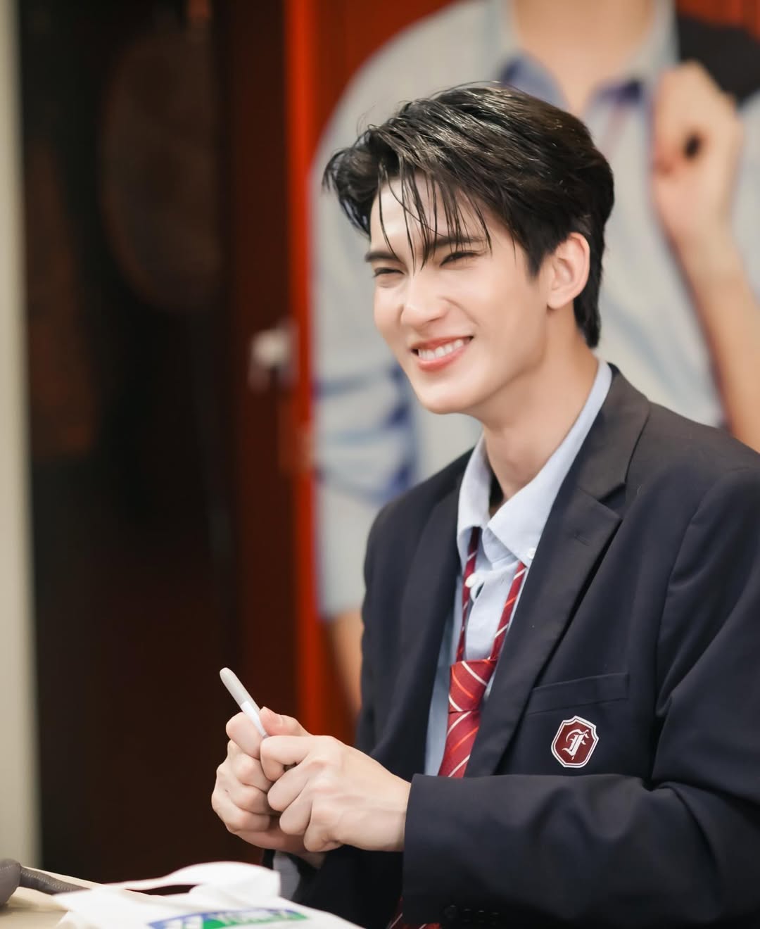 เฟริสท์ - ฉลองรัฐ นอบสำโรง