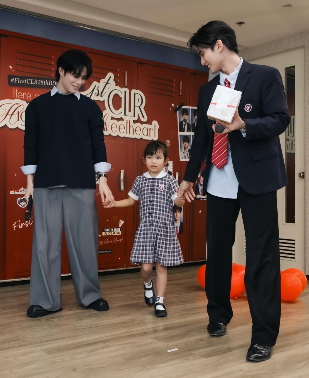 เฟริสท์ - ฉลองรัฐ นอบสำโรง