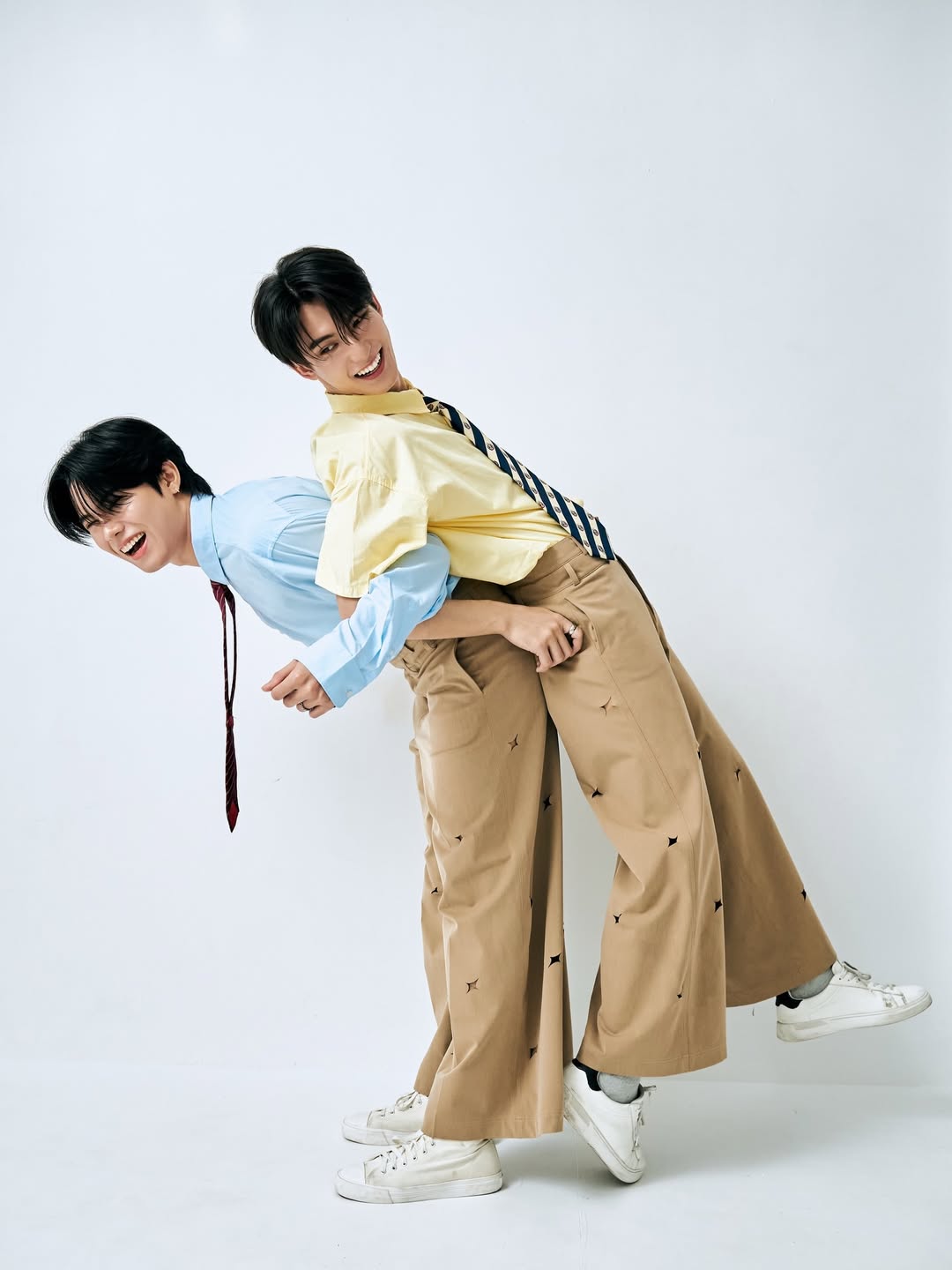 เฟริสท์ - ฉลองรัฐ นอบสำโรง