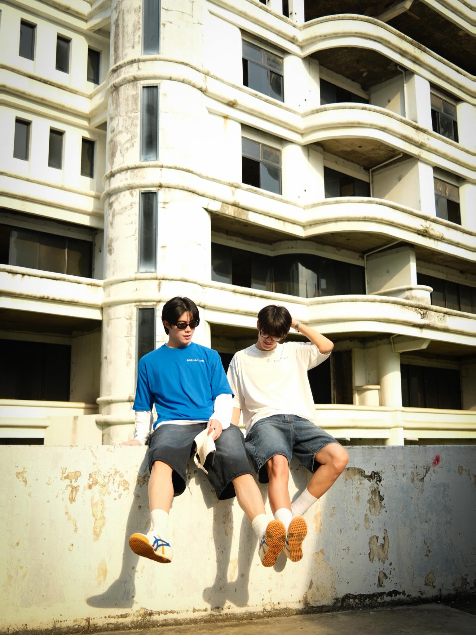 เฟริสท์ - ฉลองรัฐ นอบสำโรง