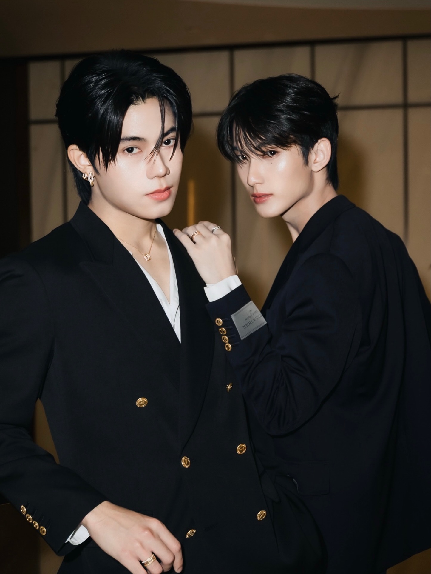 เฟริสท์ - ฉลองรัฐ นอบสำโรง