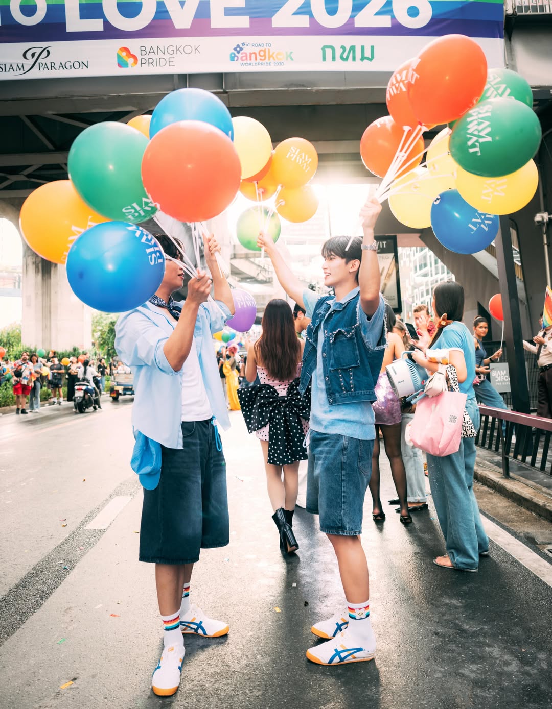 เฟริสท์ - ฉลองรัฐ นอบสำโรง