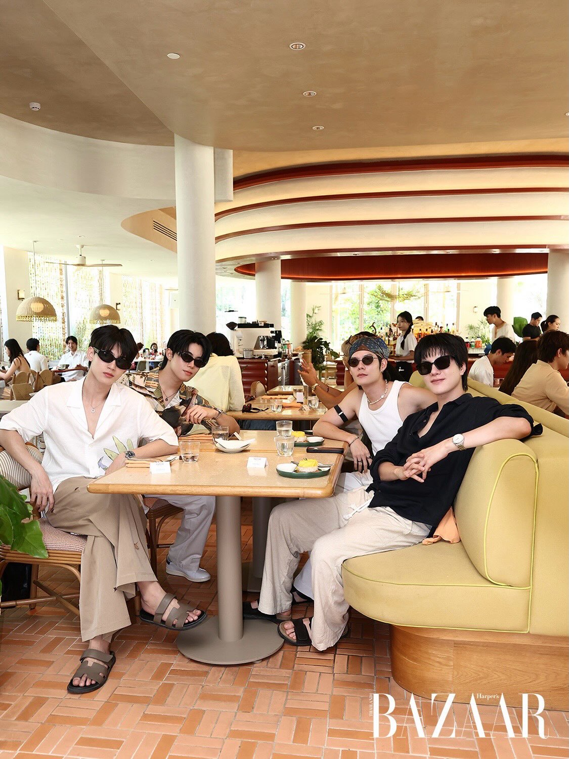 เฟริสท์ - ฉลองรัฐ นอบสำโรง