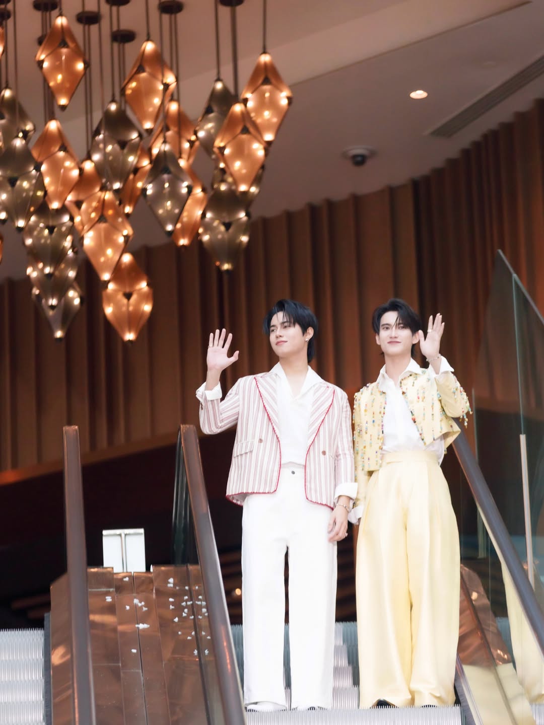 เฟริสท์ - ฉลองรัฐ นอบสำโรง