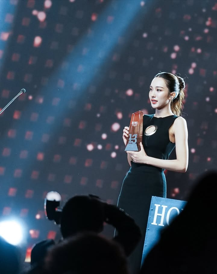 เอนจอย - ธิดารัตน์ ปรือทอง