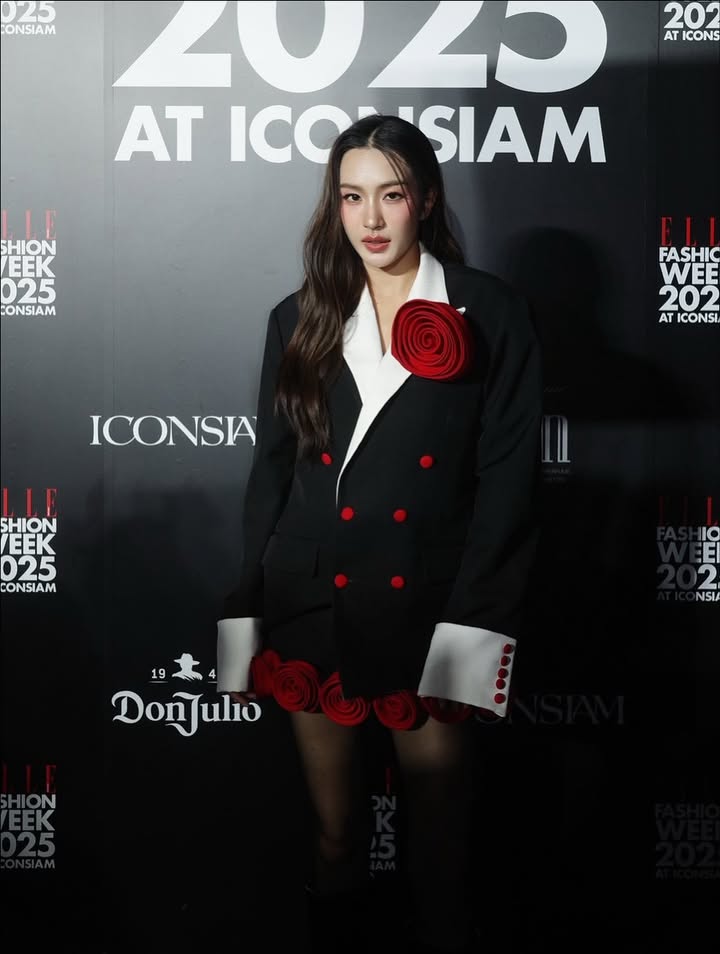 เอนจอย - ธิดารัตน์ ปรือทอง