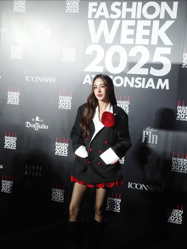 เอนจอย - ธิดารัตน์ ปรือทอง