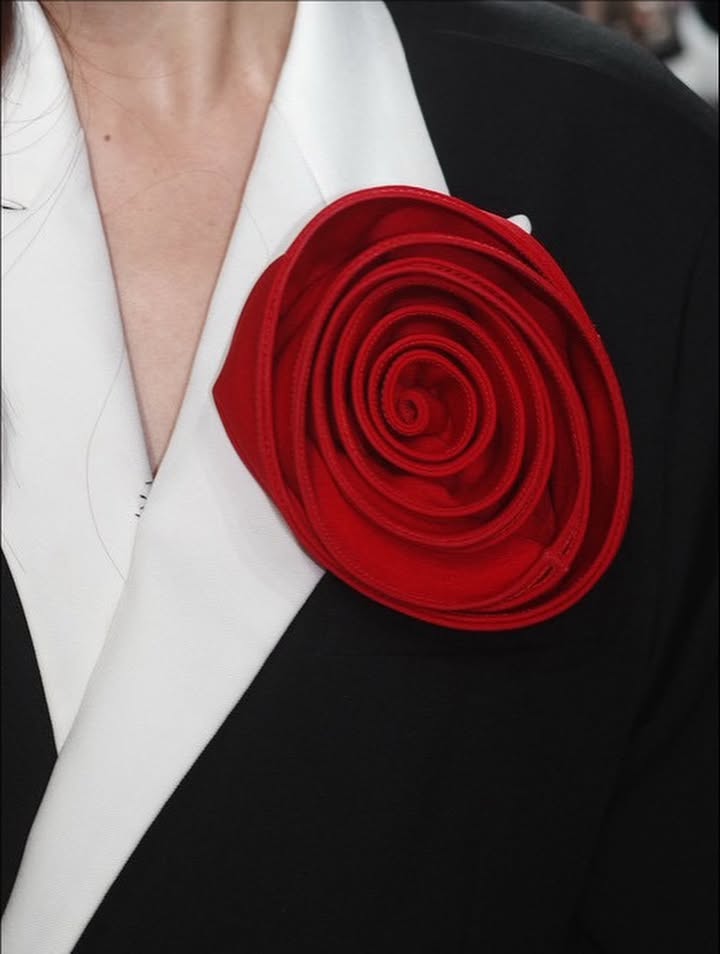 เอนจอย - ธิดารัตน์ ปรือทอง