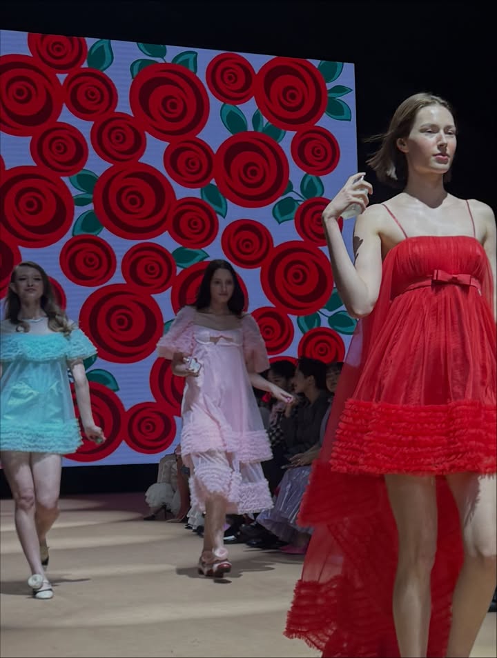 เอนจอย - ธิดารัตน์ ปรือทอง