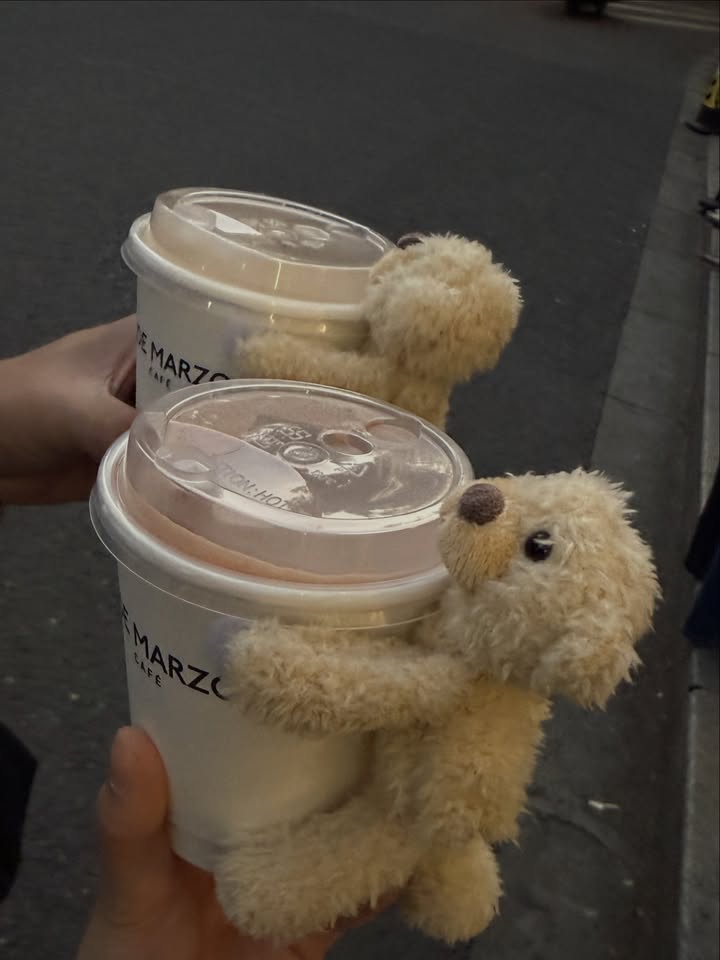 เอนจอย - ธิดารัตน์ ปรือทอง