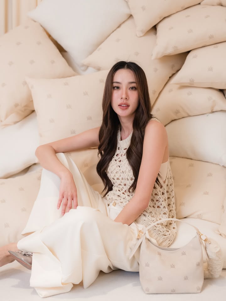 เอนจอย - ธิดารัตน์ ปรือทอง