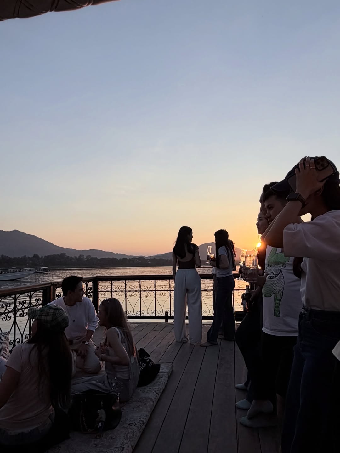 เอนจอย - ธิดารัตน์ ปรือทอง