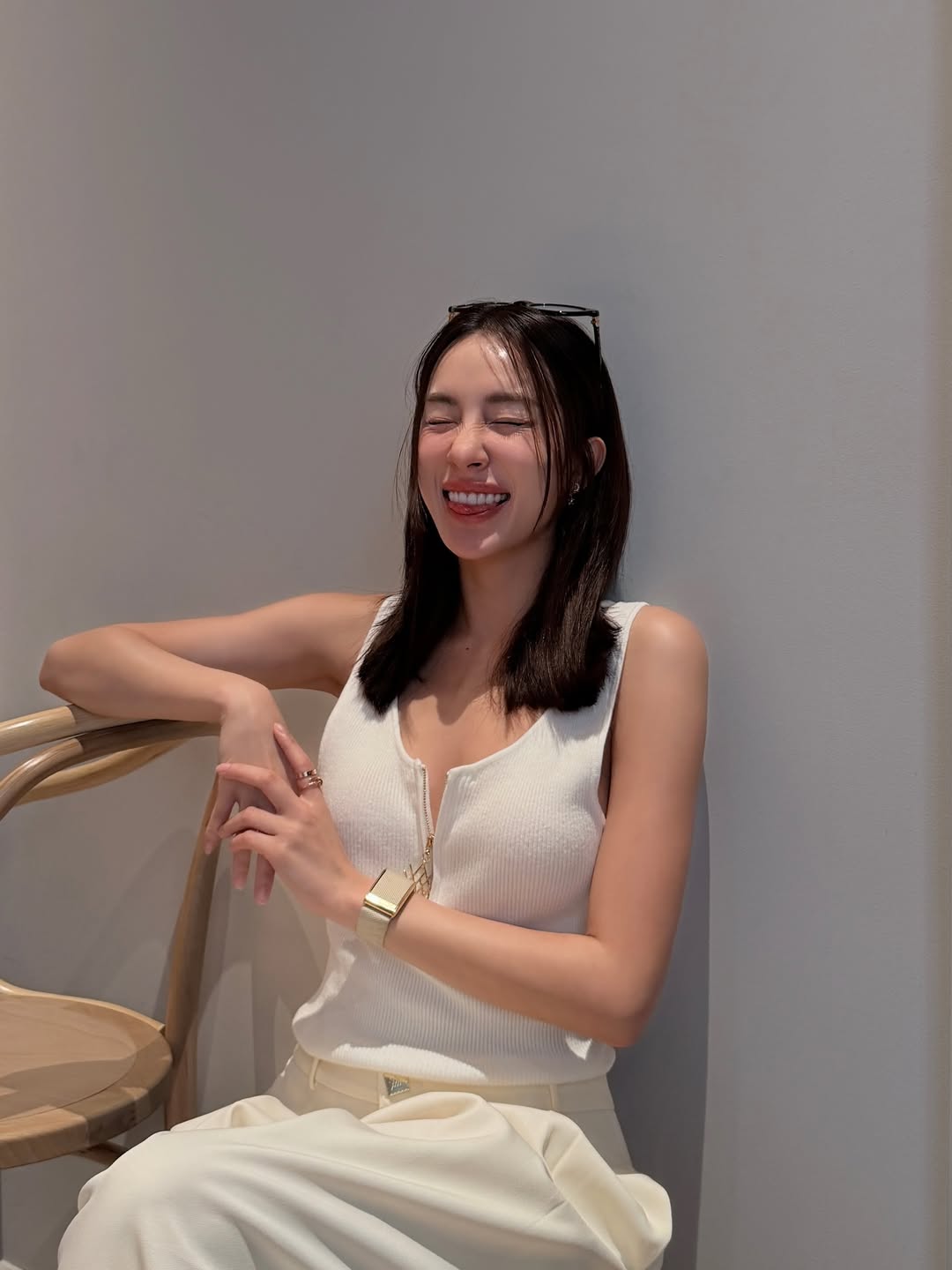 เอนจอย - ธิดารัตน์ ปรือทอง