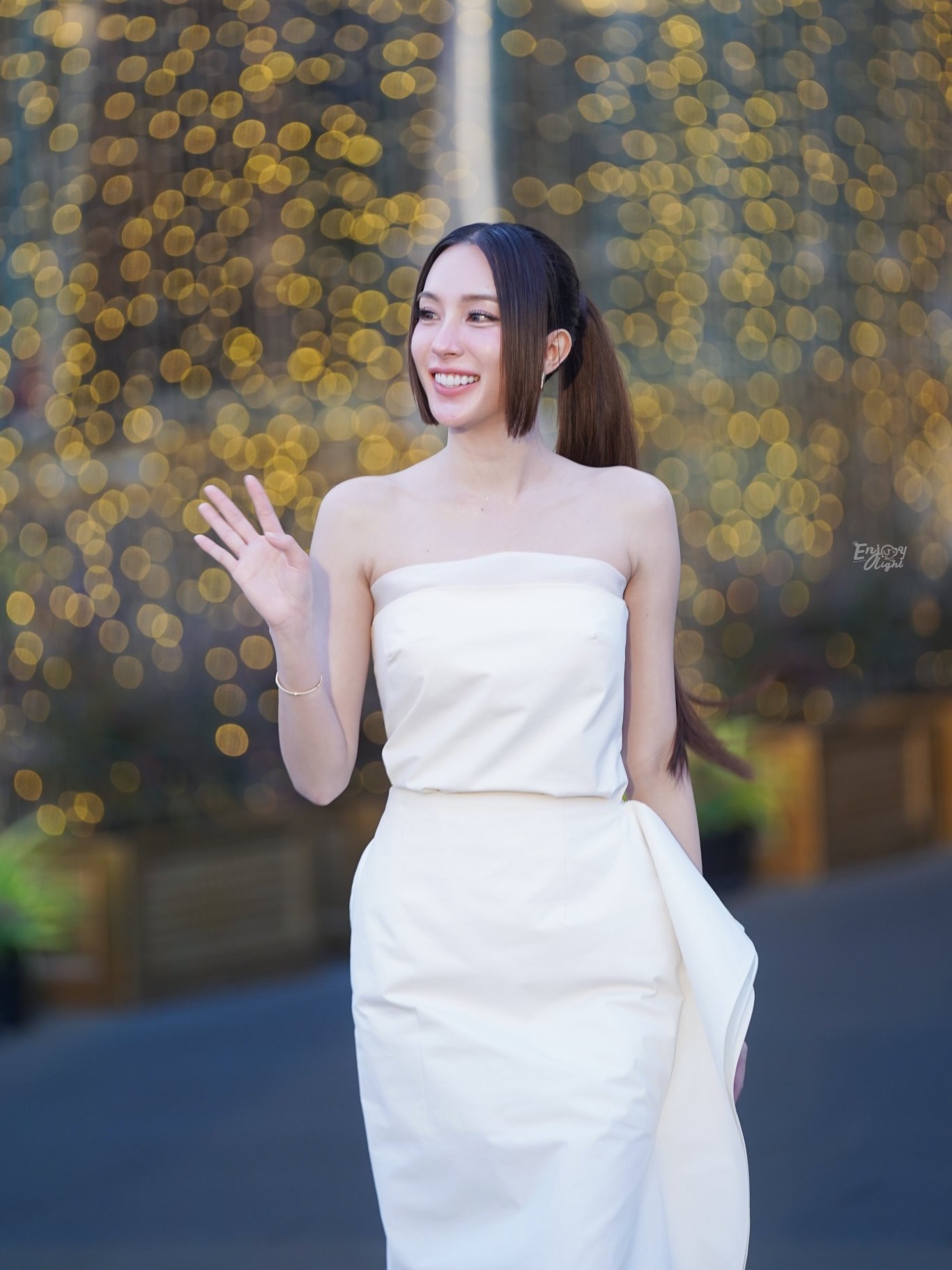 เอนจอย - ธิดารัตน์ ปรือทอง