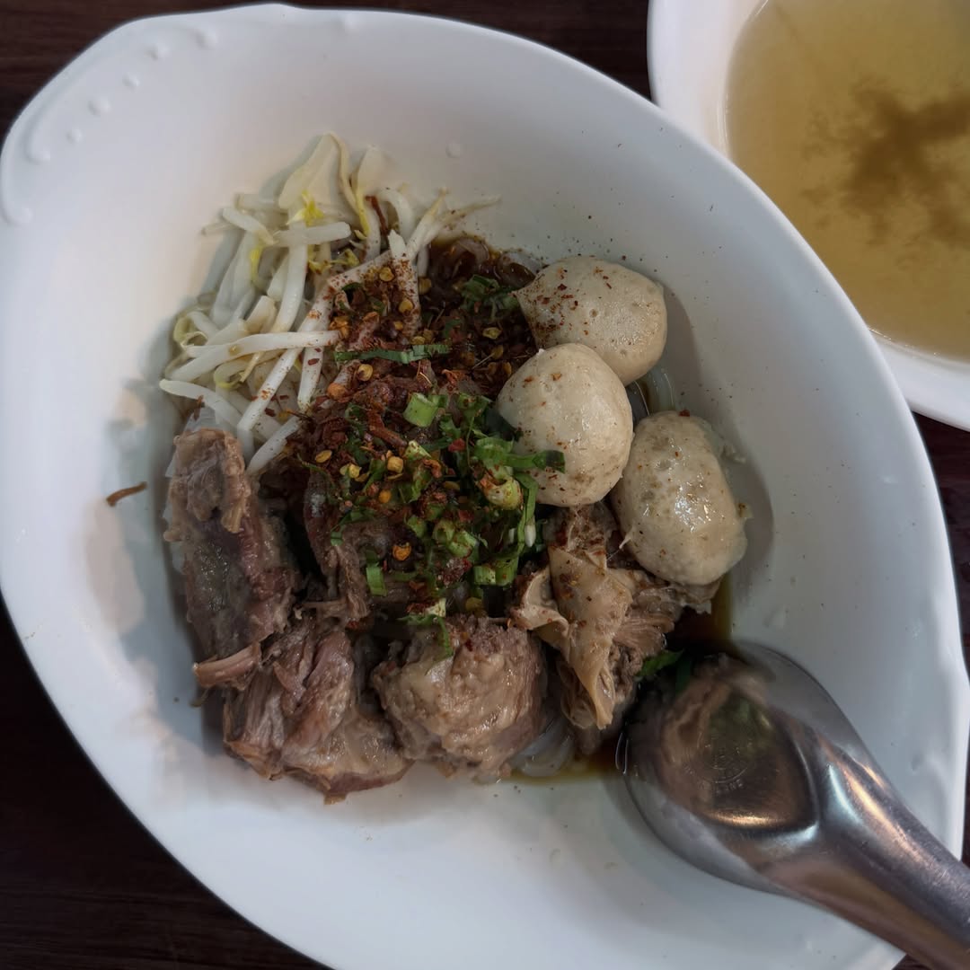 เอนจอย - ธิดารัตน์ ปรือทอง