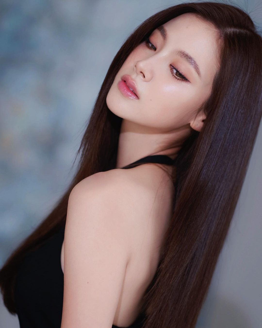 ใบเฟิร์น - พิมพ์ชนก ลือวิเศษไพบูลย์