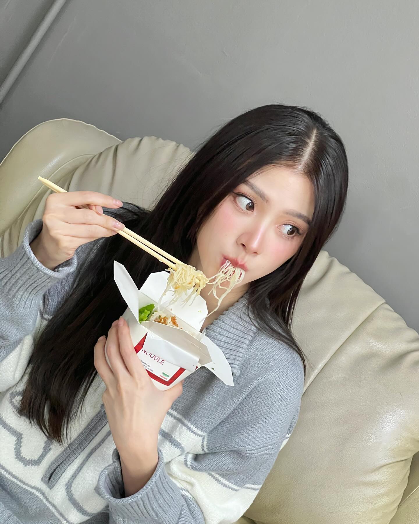 ใบเฟิร์น - พิมพ์ชนก ลือวิเศษไพบูลย์