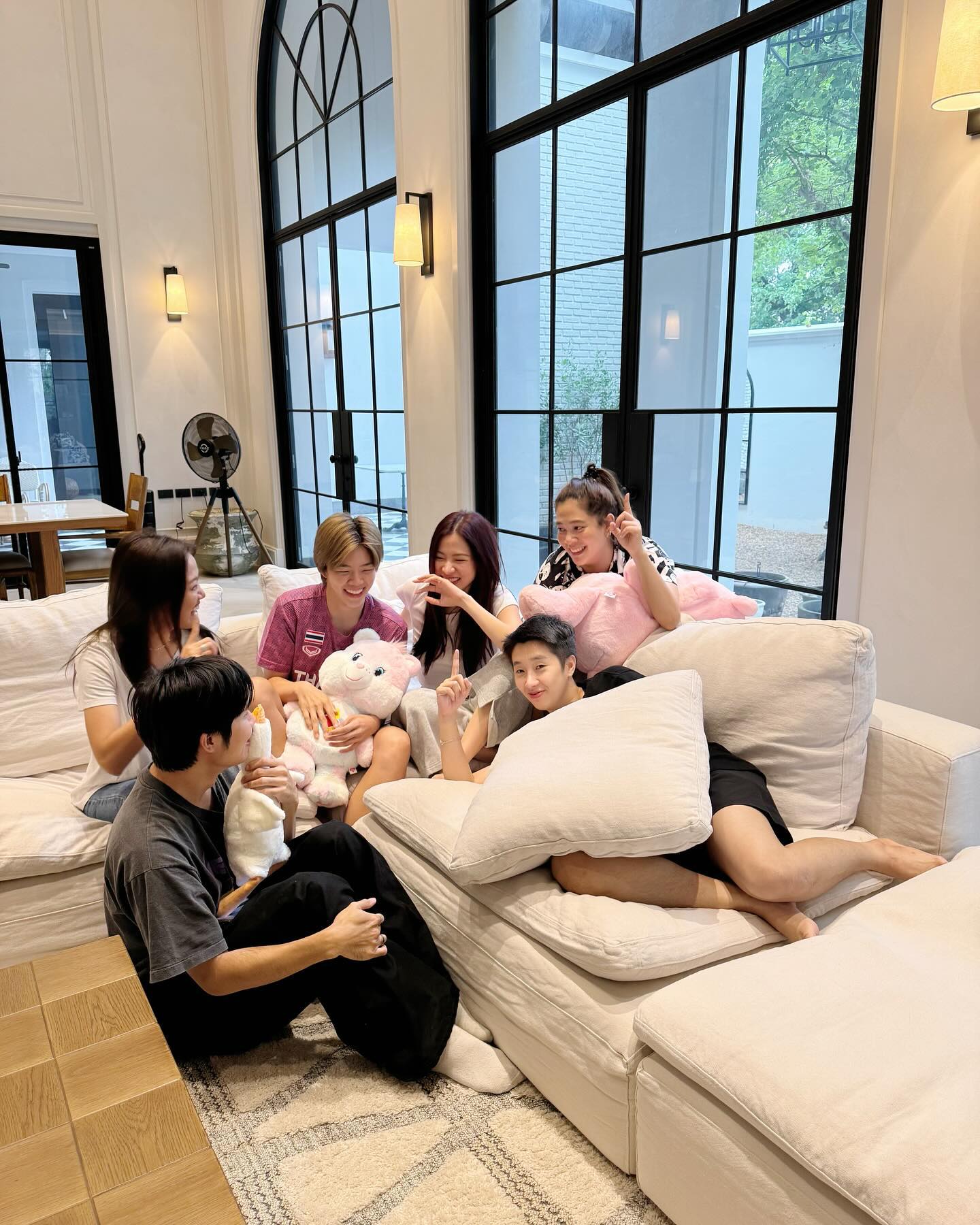 ใบเฟิร์น - พิมพ์ชนก ลือวิเศษไพบูลย์