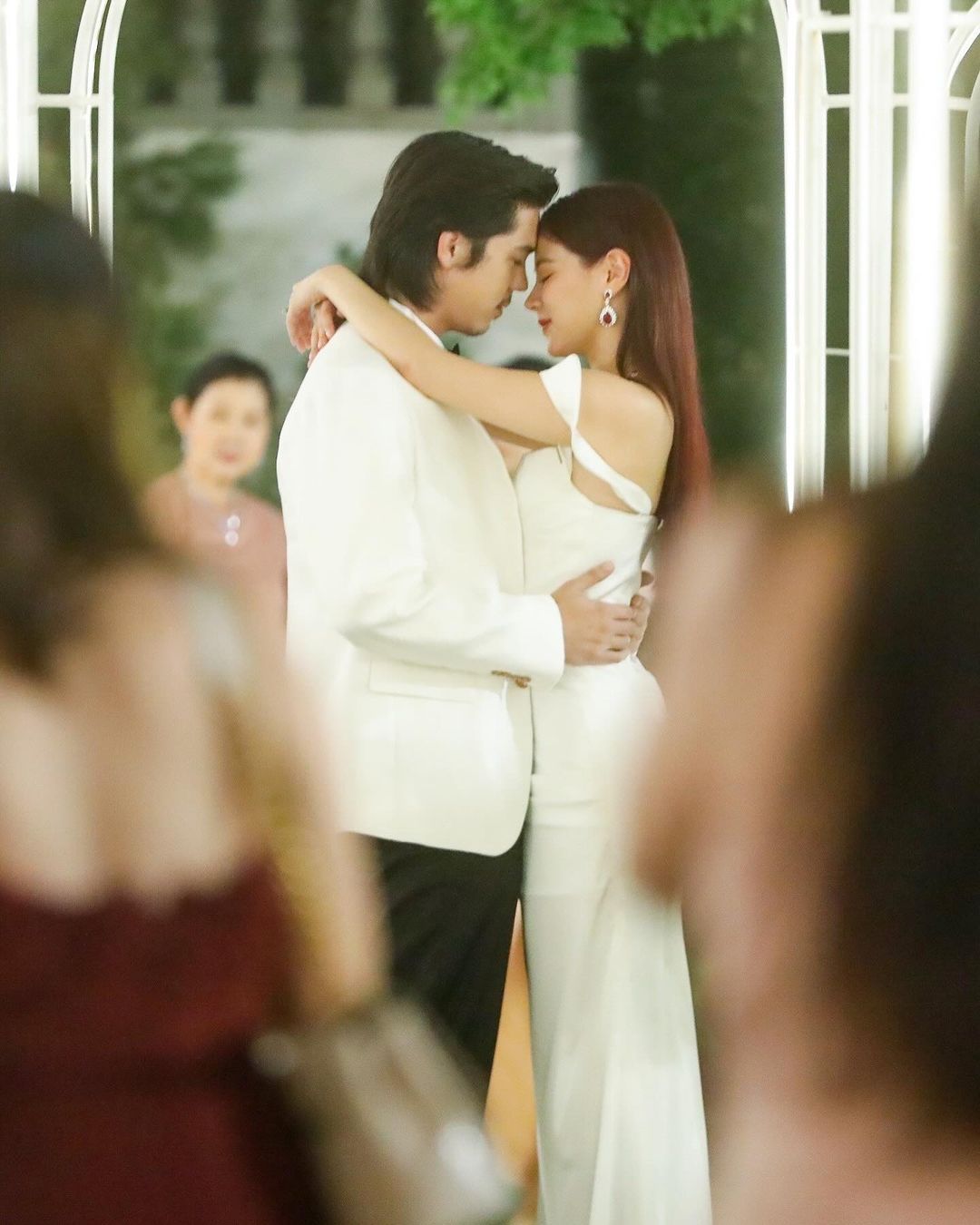 ใบเฟิร์น - พิมพ์ชนก ลือวิเศษไพบูลย์