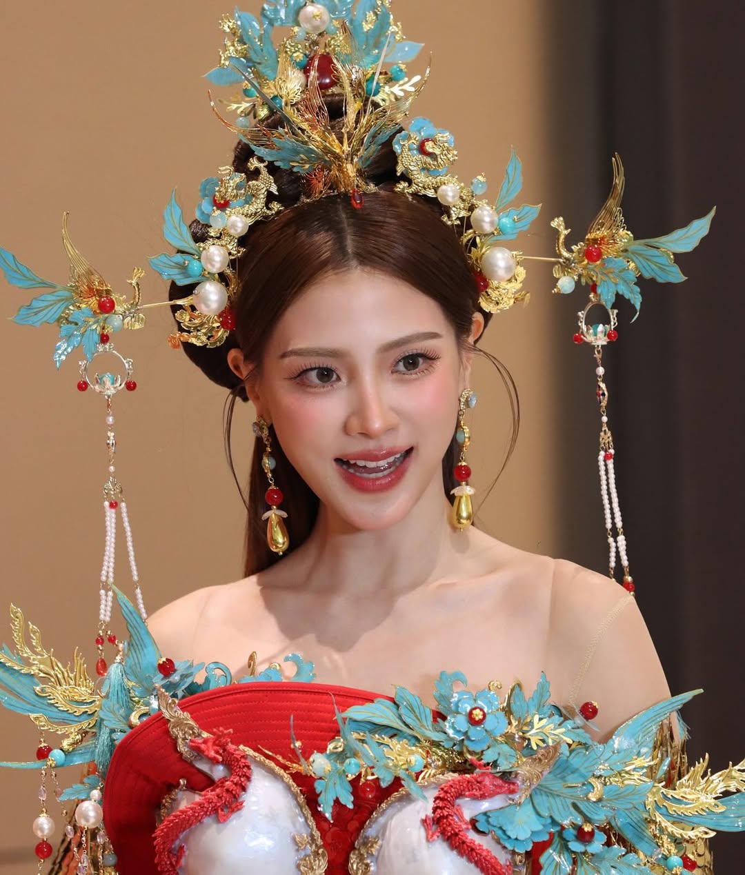 ใบเฟิร์น - พิมพ์ชนก ลือวิเศษไพบูลย์