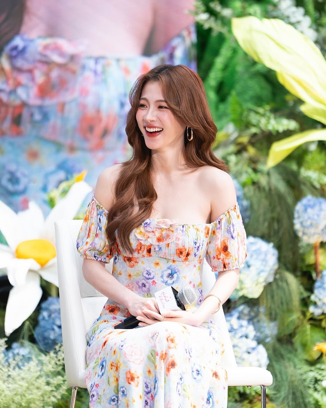 ใบเฟิร์น - พิมพ์ชนก ลือวิเศษไพบูลย์