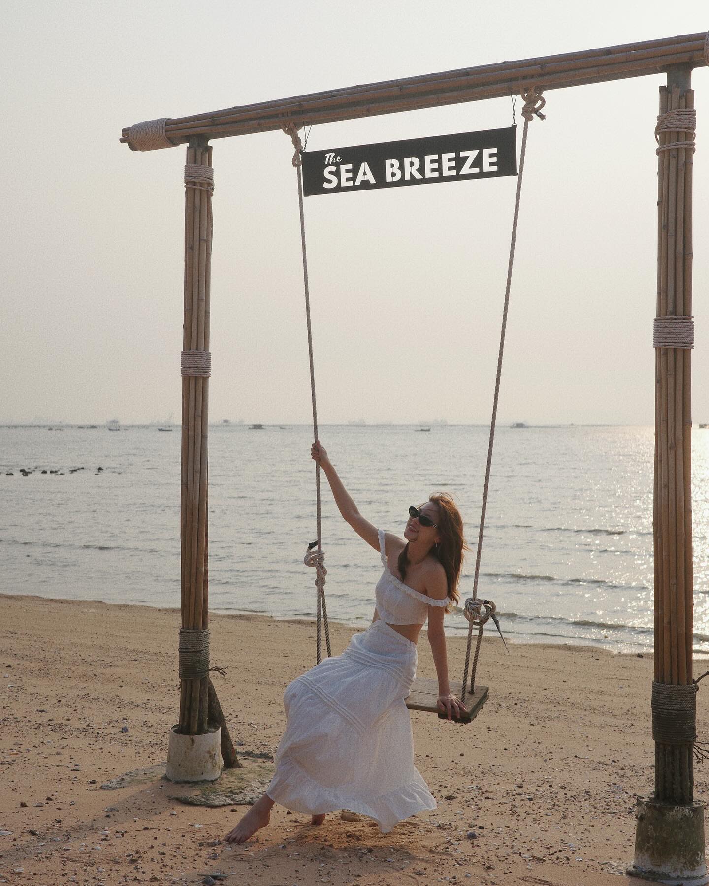 ใบเฟิร์น - พิมพ์ชนก ลือวิเศษไพบูลย์