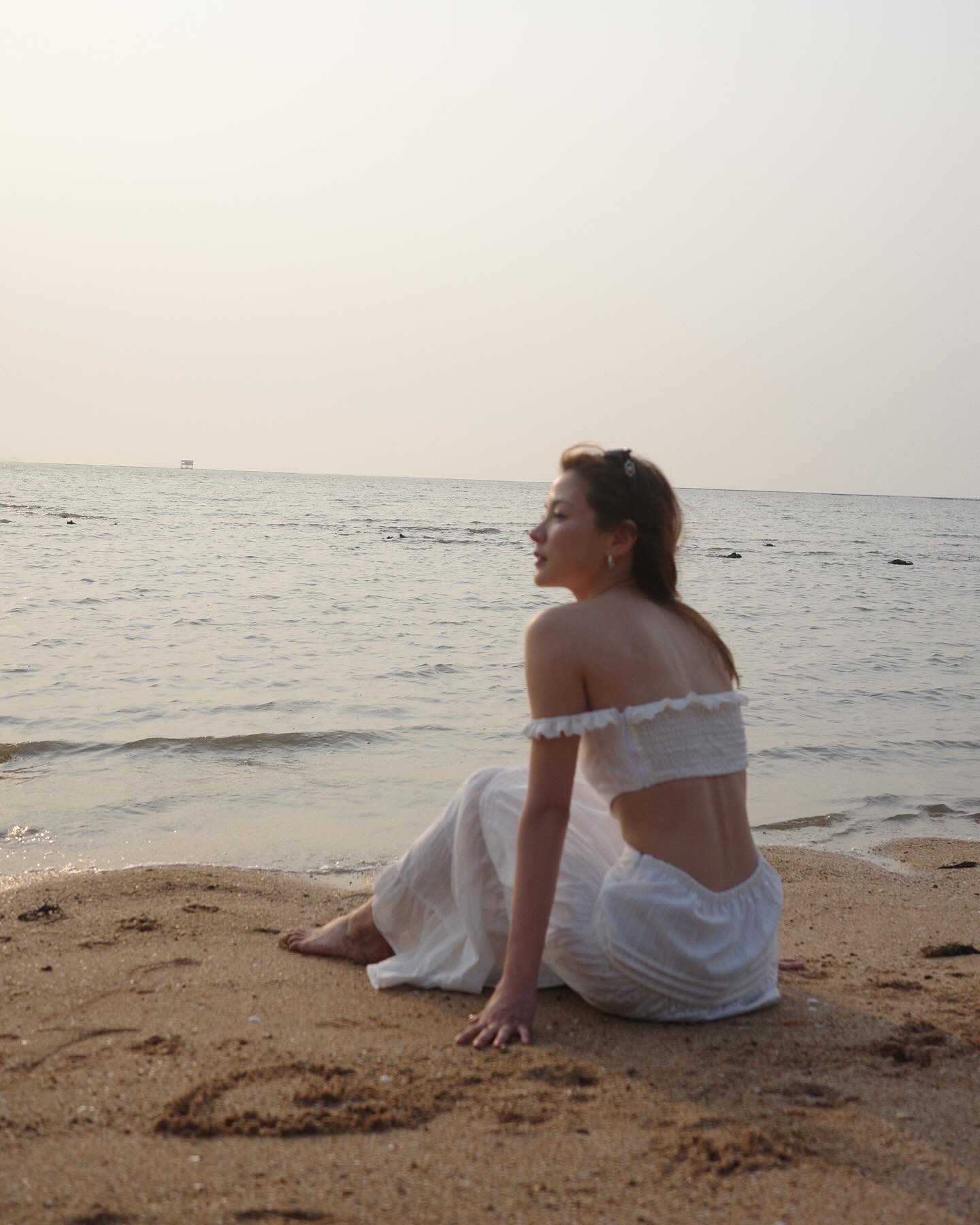 ใบเฟิร์น - พิมพ์ชนก ลือวิเศษไพบูลย์