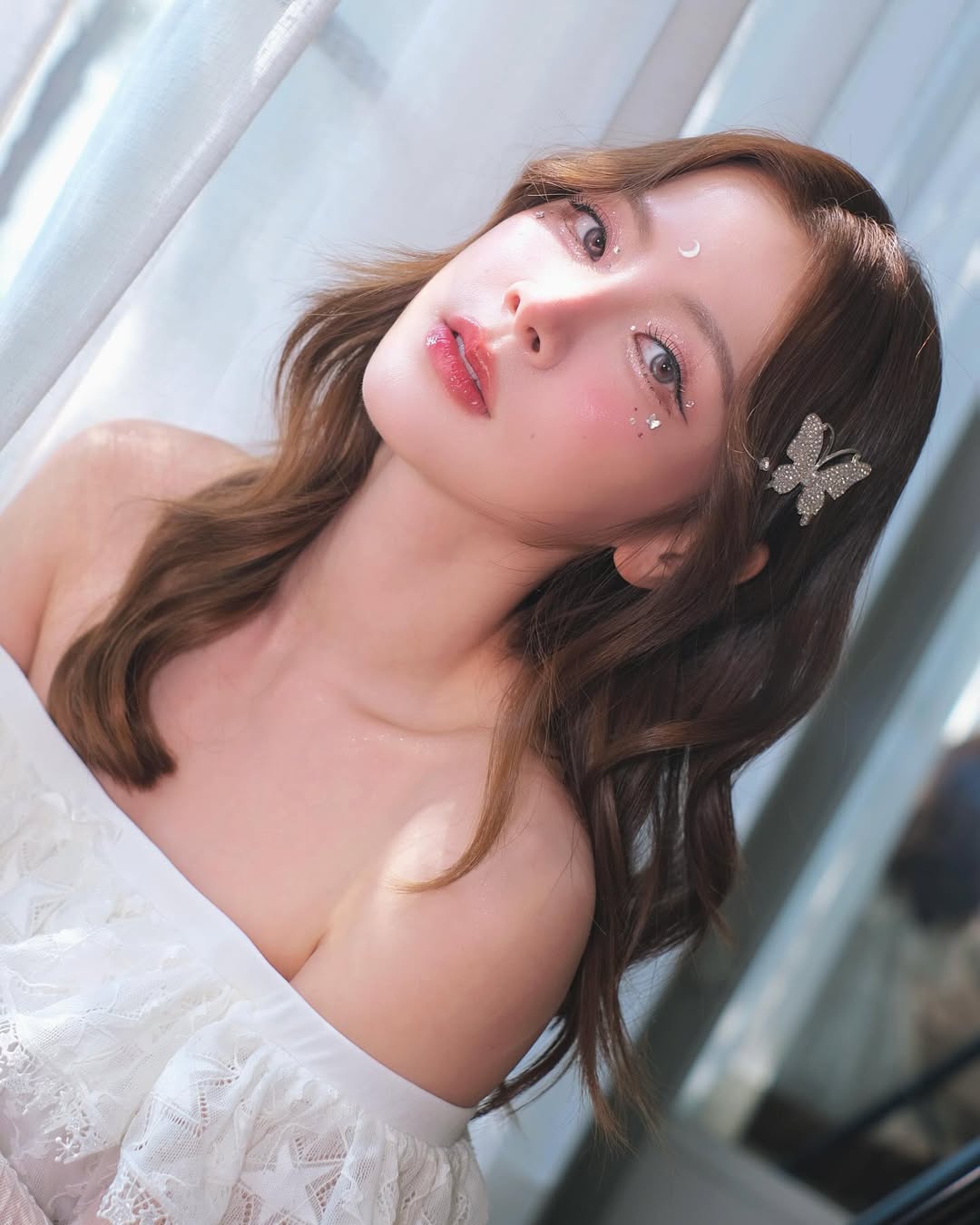 ใบเฟิร์น - พิมพ์ชนก ลือวิเศษไพบูลย์