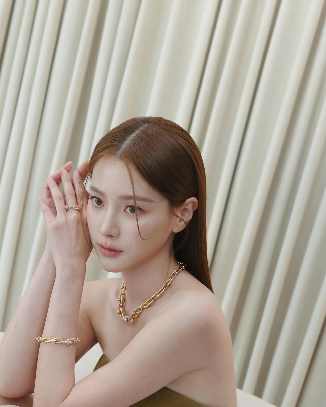 ใบเฟิร์น - พิมพ์ชนก ลือวิเศษไพบูลย์